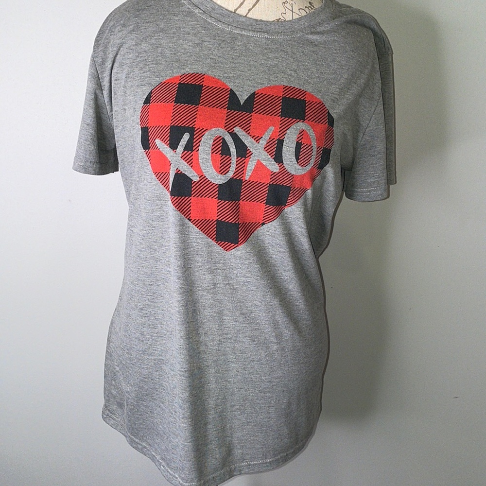 XOXO heart t-shirt